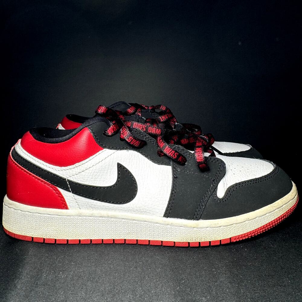 Nike Air Jordan 1 Low GS Black Toe Men's Shoes - Size 7